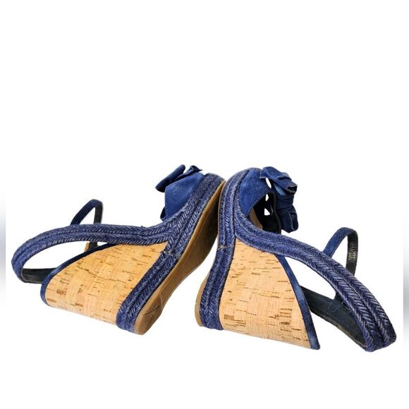 Prada - Picture 12 of 17